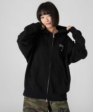 ブラック　モデル：168㎝　L着用