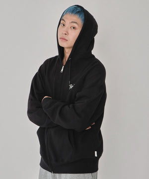 ブラック　モデル：178㎝　L着用