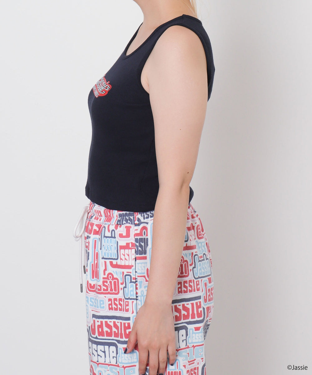 ネイビー　モデル：155cm Fサイズ着用