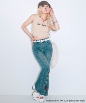 ベージュ　モデル：165cm Fサイズ着用