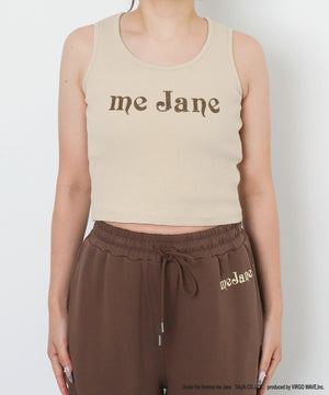 ベージュ　モデル：155cm Fサイズ着用