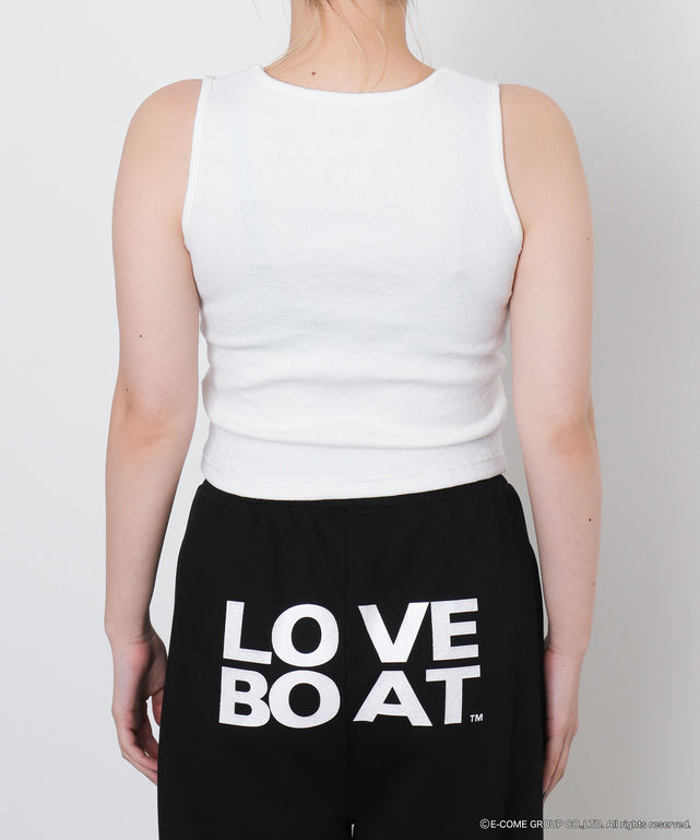 ホワイト　モデル：155cm Fサイズ着用