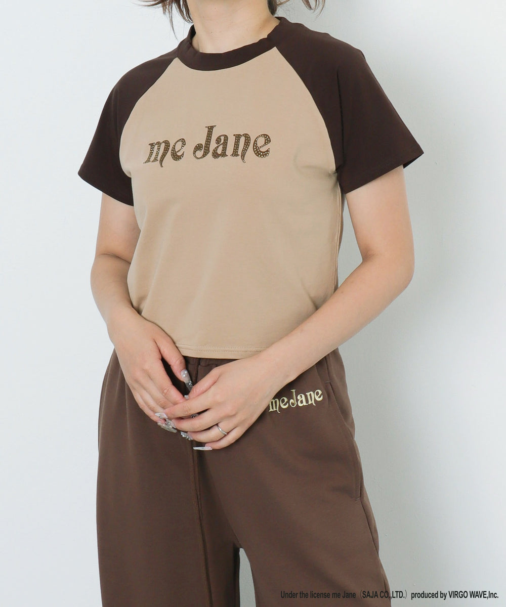 ブラウン　モデル：155cm Fサイズ着用