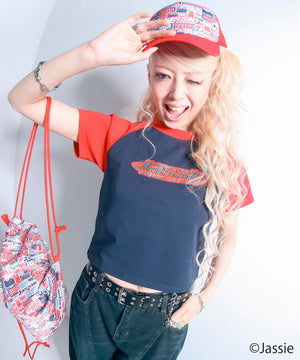 レッド　モデル：165cm Fサイズ着用