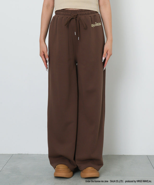 ブラウン　モデル：155cm Fサイズ着用