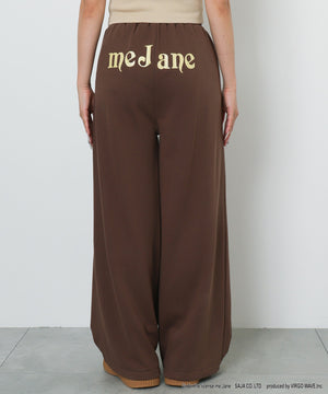 ブラウン　モデル：155cm Fサイズ着用