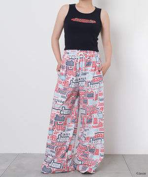 ホワイトその他　モデル：155cm Fサイズ着用