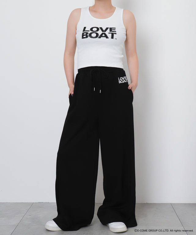 ブラック　モデル：155cm Fサイズ着用