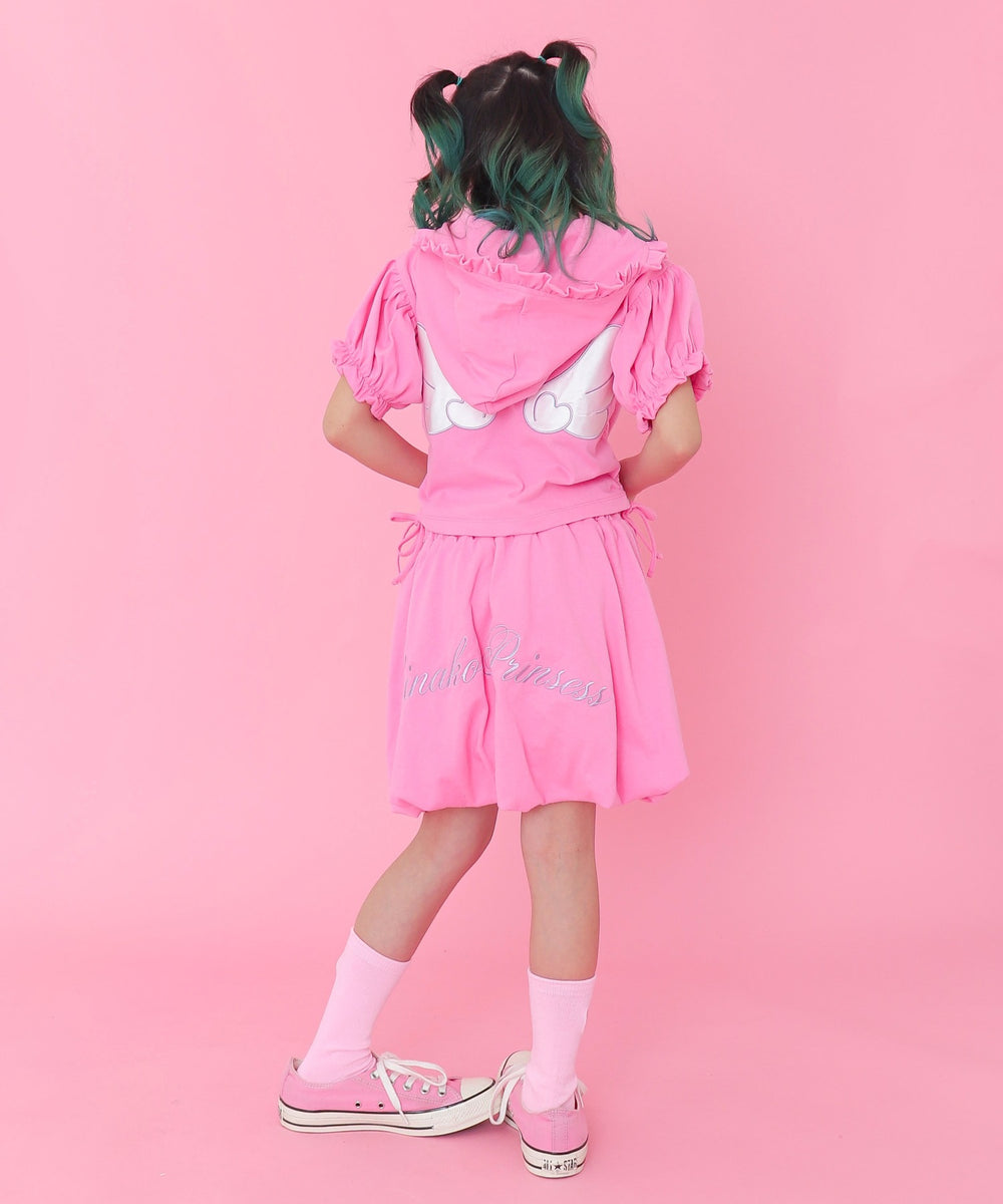 ピンク モデル：125cm S着用