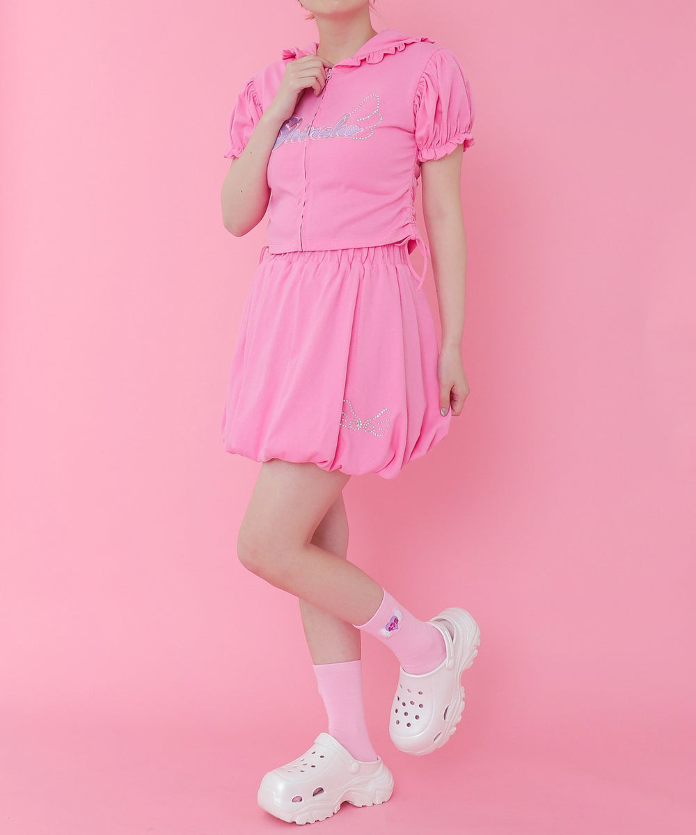 ピンク モデル：155cm M着用