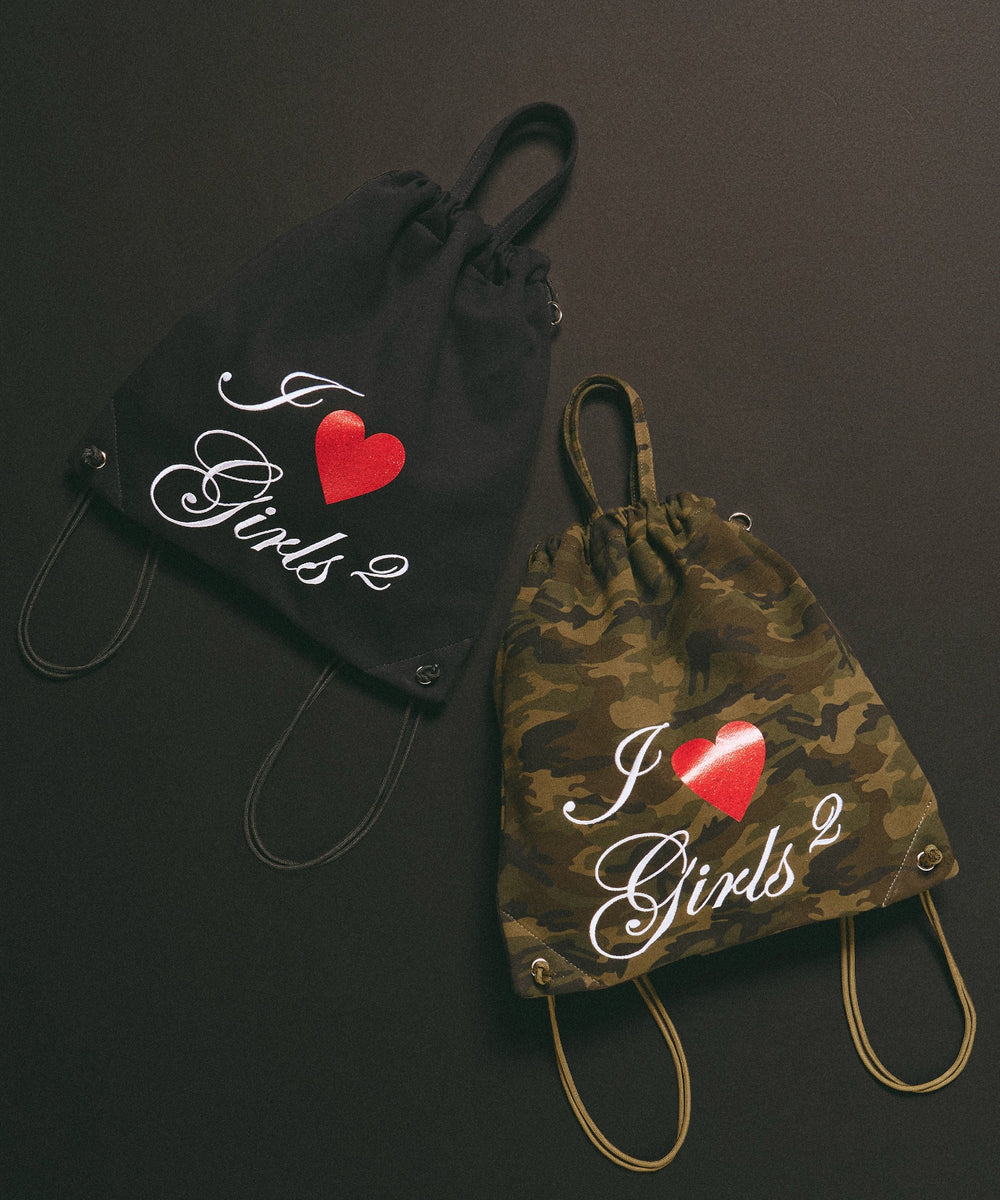 Girls²コラボナップサック