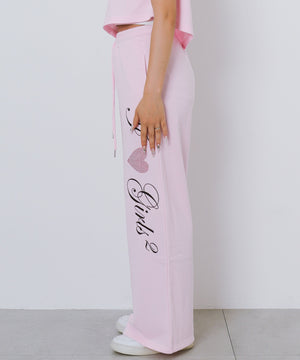 ピンク　モデル：155cm Mサイズ着用