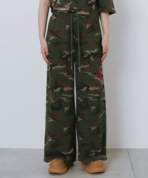 柄1　モデル：155cm Mサイズ着用