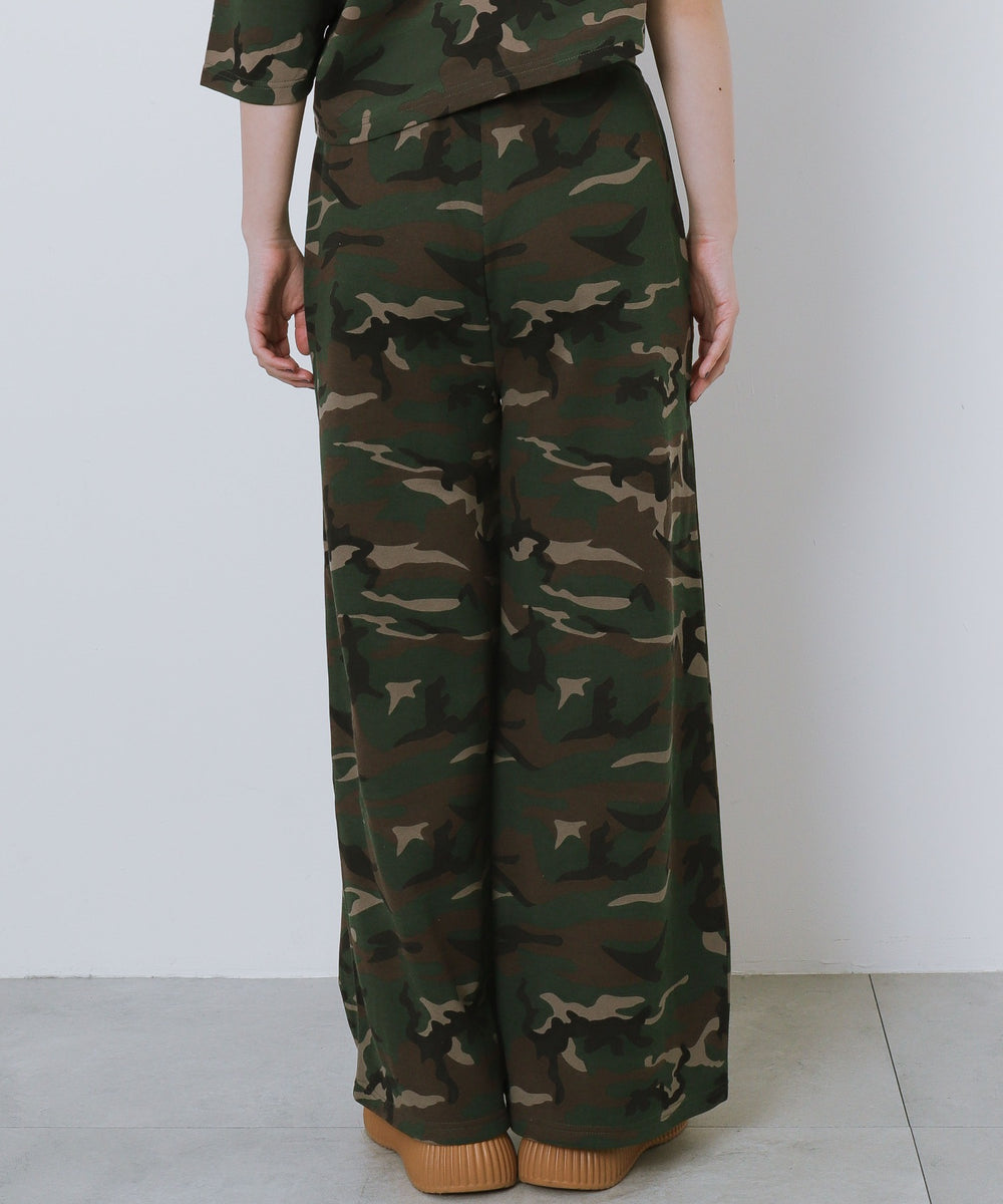 柄1　モデル：155cm Mサイズ着用