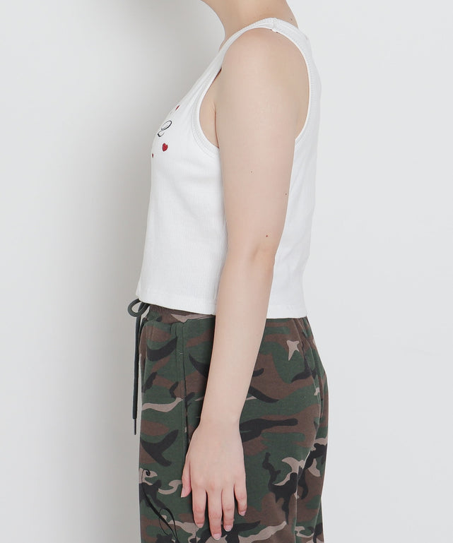 ホワイト　モデル：155cm Mサイズ着用