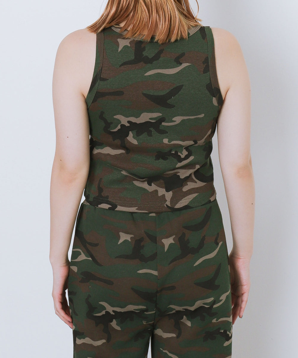 柄1　モデル：155cm Mサイズ着用