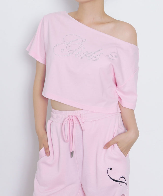 ピンク　モデル：155cm Mサイズ着用