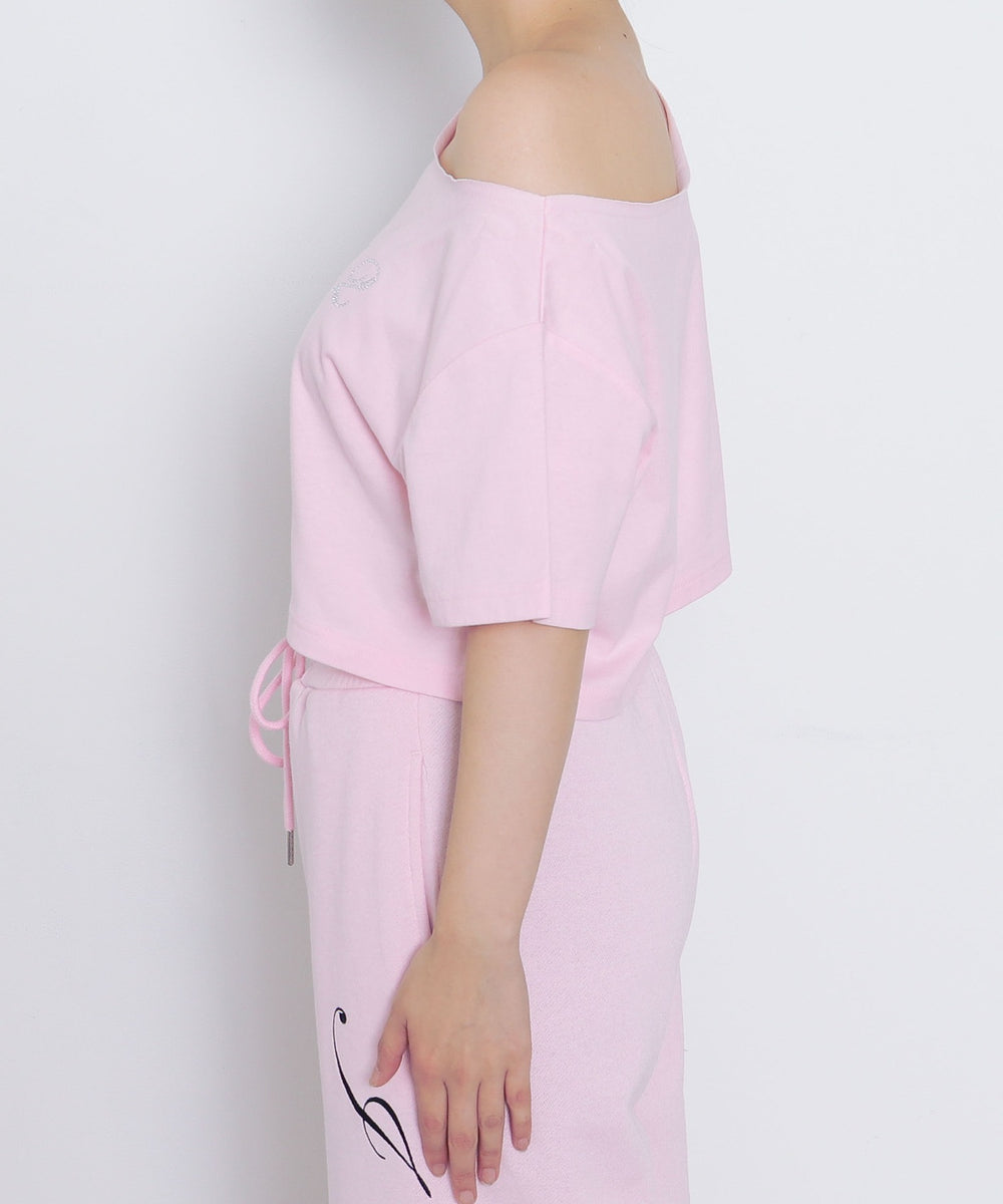 ピンク　モデル：155cm Mサイズ着用