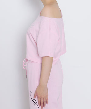 ピンク　モデル：155cm Mサイズ着用