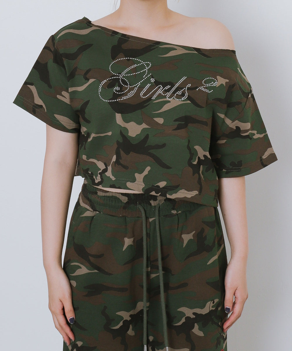 柄1　モデル：155cm Mサイズ着用