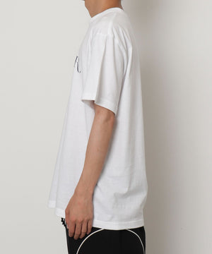 ホワイト　モデル：175㎝　Lサイズ着用