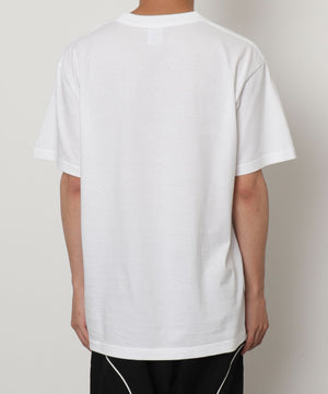 ホワイト　モデル：175㎝　Lサイズ着用