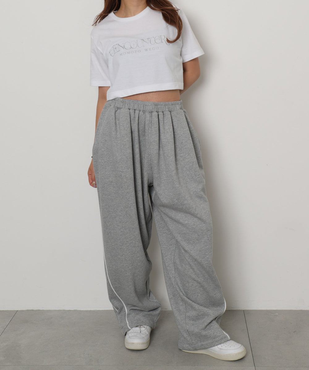 ホワイト　モデル：155㎝　F着用