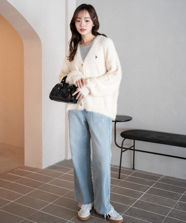 ホワイトアイボリー　モデル：165cm M着用