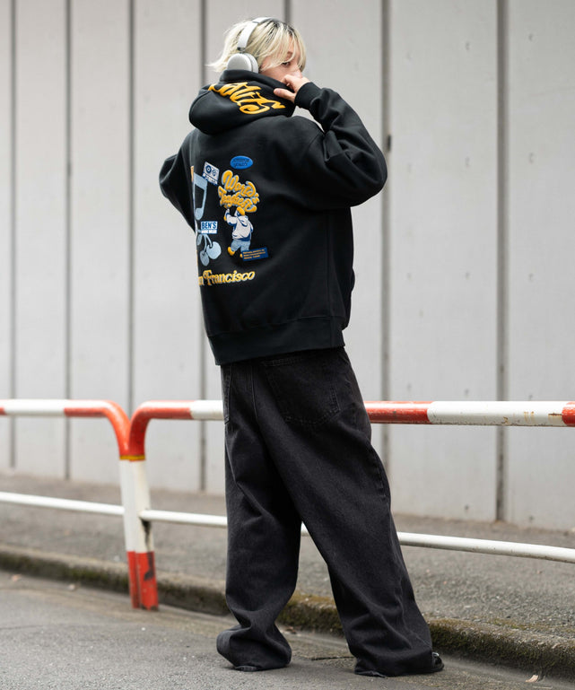 ブラック モデル：175cm L着用