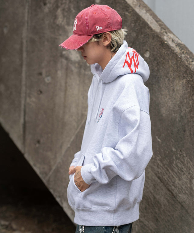 アッシュグレー モデル：175cm L着用