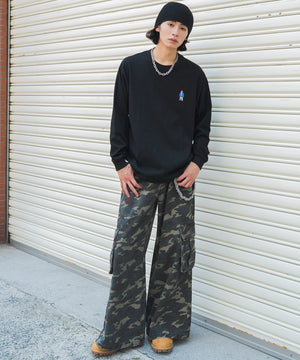 ブラック モデル：182cm L着用