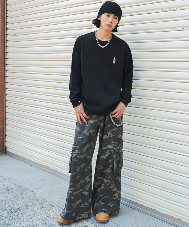 ブラック モデル：182cm L着用