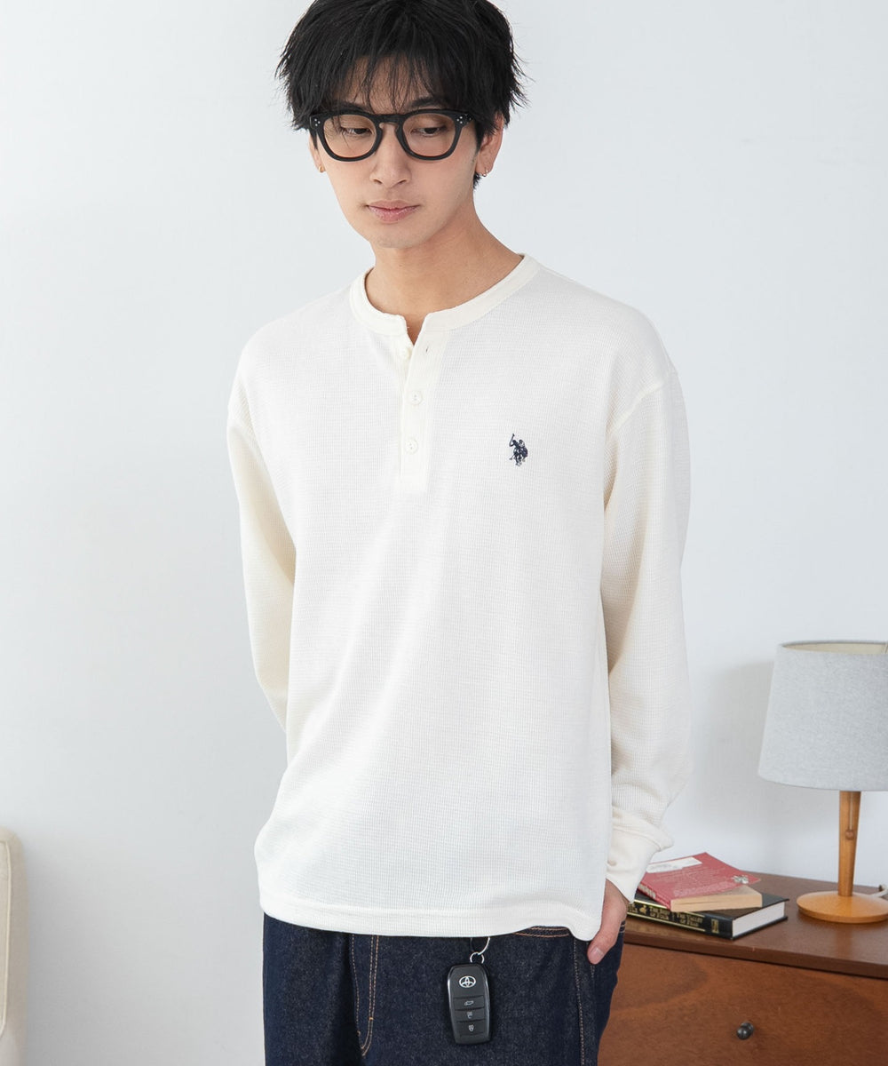 ホワイト　モデル：180cm L着用