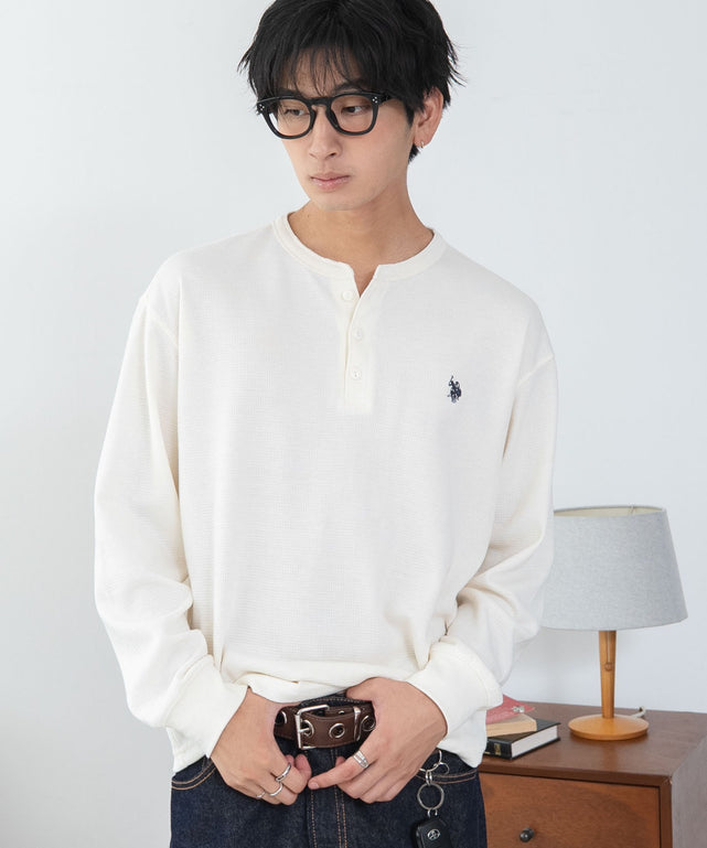 ホワイト　モデル：180cm L着用