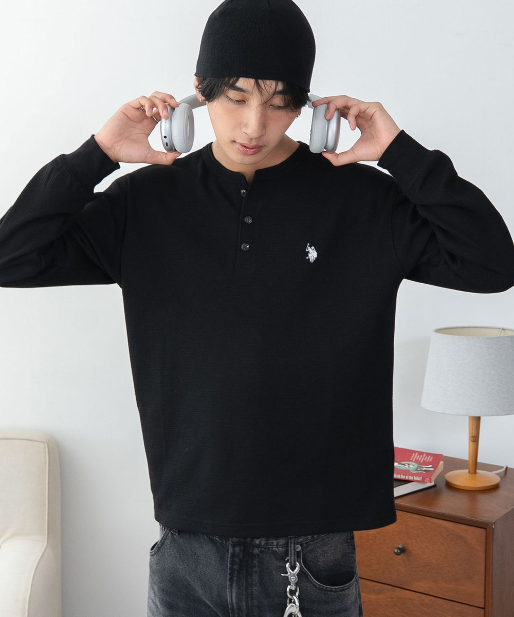 ブラック　モデル：180cm L着用