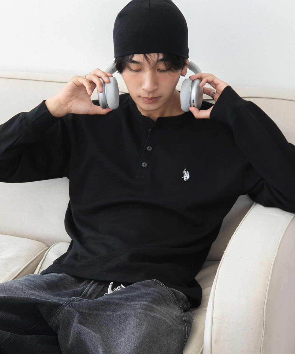 ブラック　モデル：180cm L着用