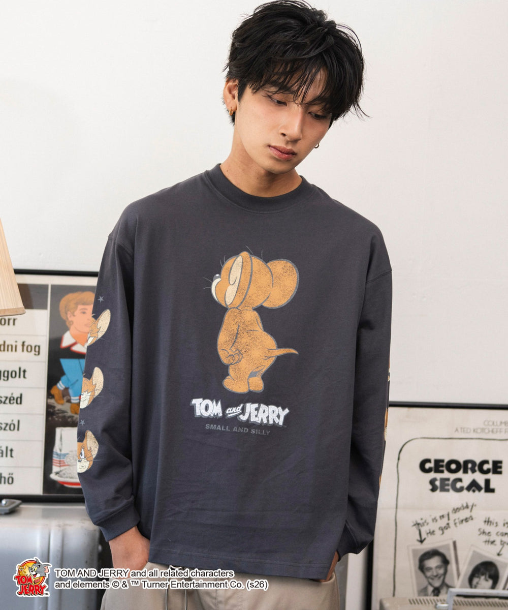 スミクロ モデル：180cm L着用