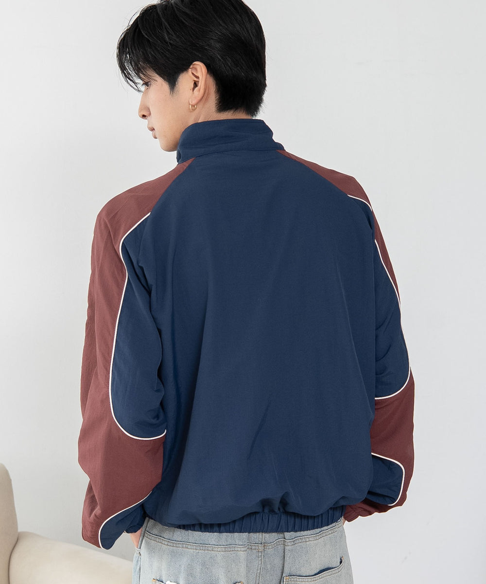 ネイビー　モデル：180cm L着用