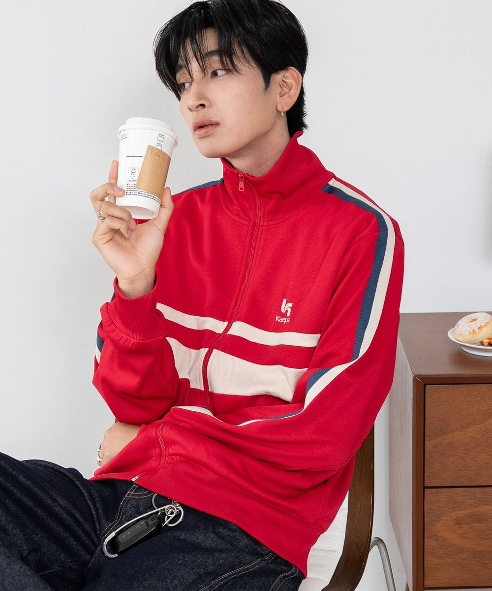 ワイン　モデル：180cm L着用