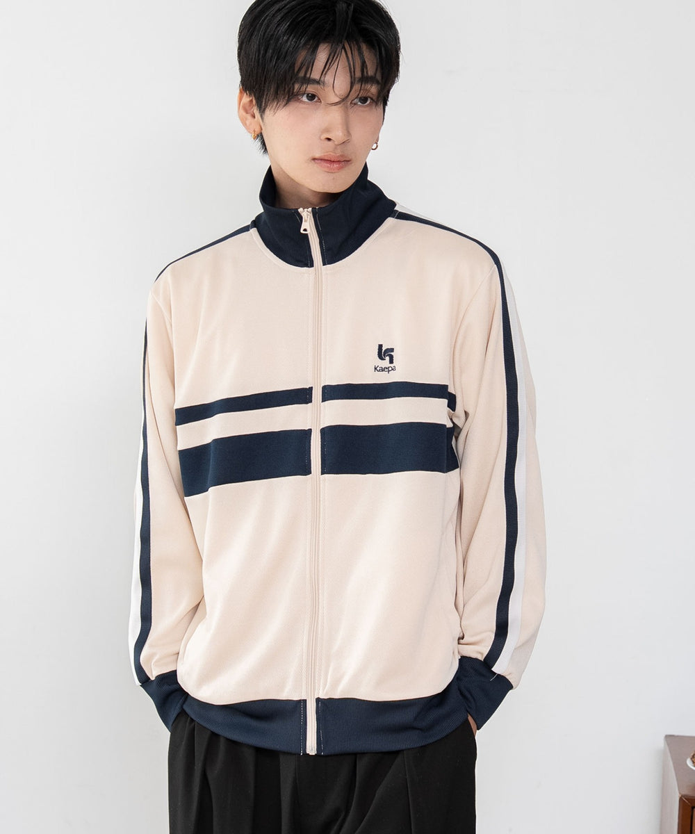 キナリ　モデル：180cm L着用