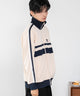 キナリ　モデル：180cm L着用