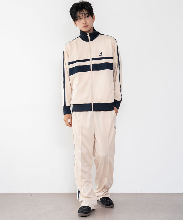 キナリ　モデル：180cm L着用
