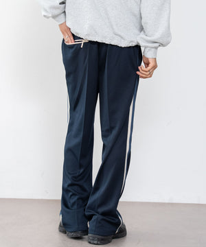 ネイビー　モデル：180cm L着用