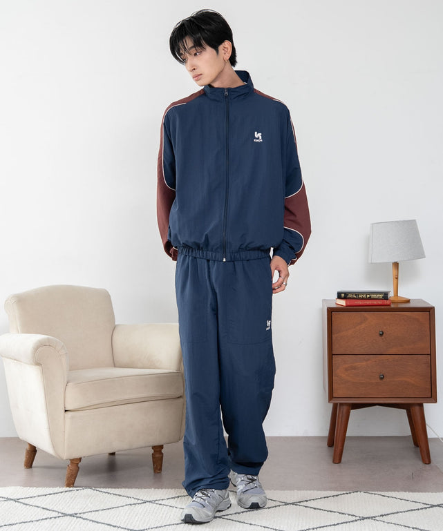 ネイビー　モデル：180cm L着用