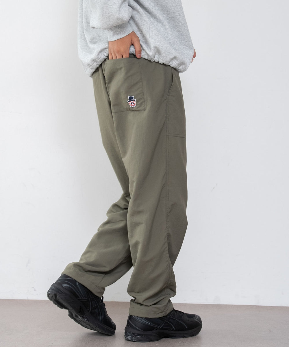 ブラウン　モデル：180cm L着用