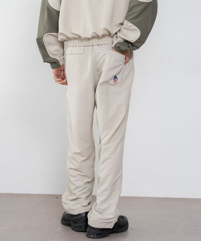 キナリ　モデル：180cm L着用