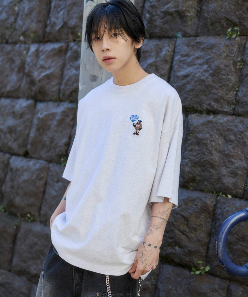 アッシュグレー  モデル：175cm L着用