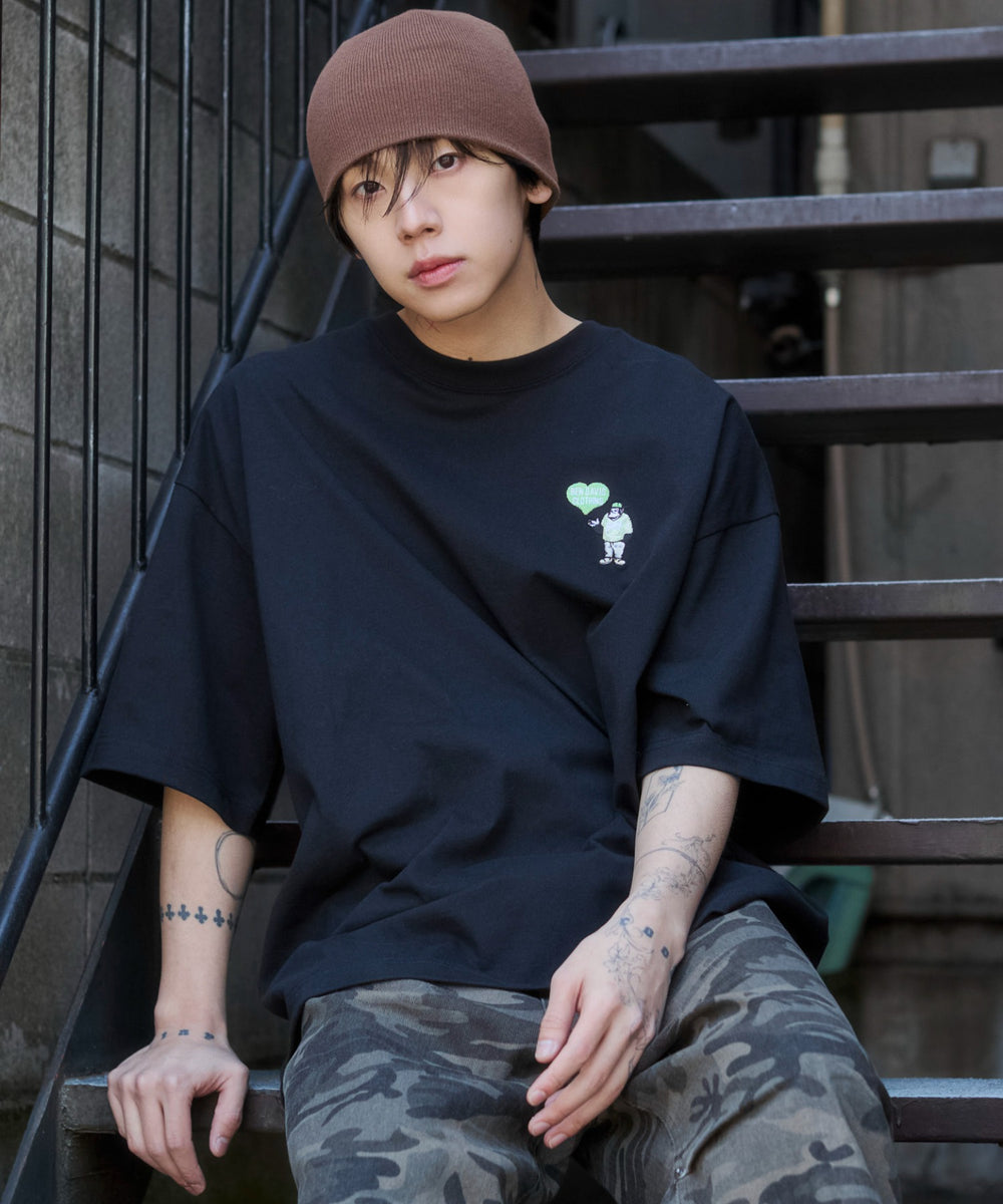 ブラック モデル：175cm L着用