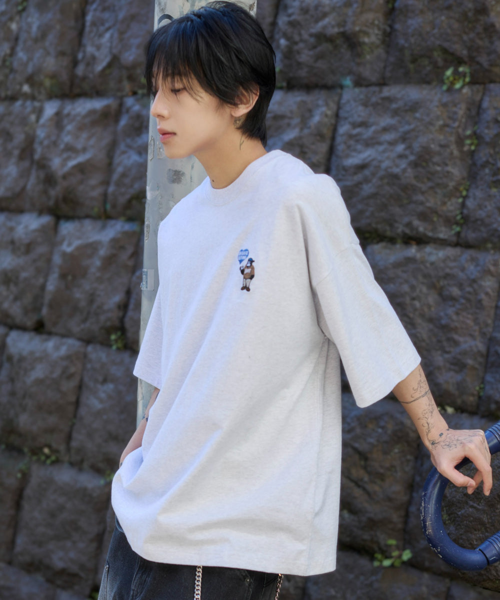 アッシュグレー  モデル：175cm L着用