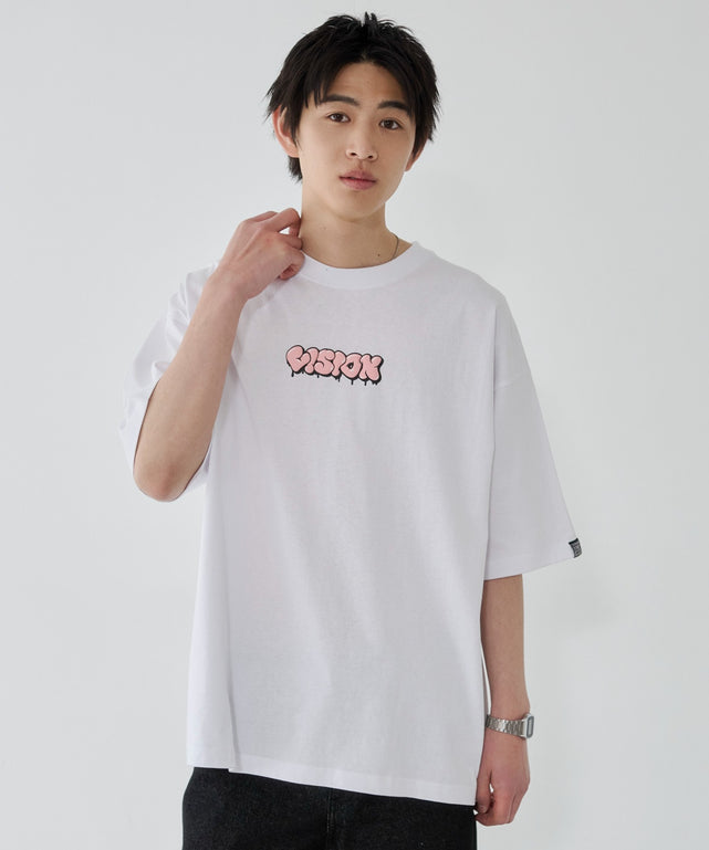 ホワイト モデル：181cm L着用